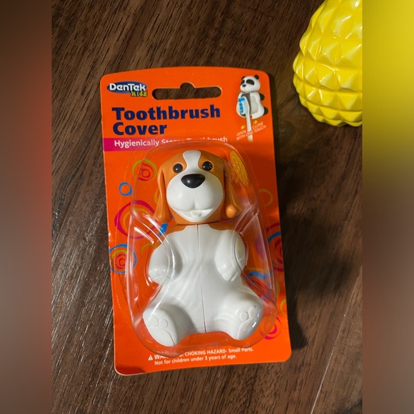 DENTEK DOG Toothbrush Cover – Kids Toothbrush Holder with Cover - Picture 7 of 8